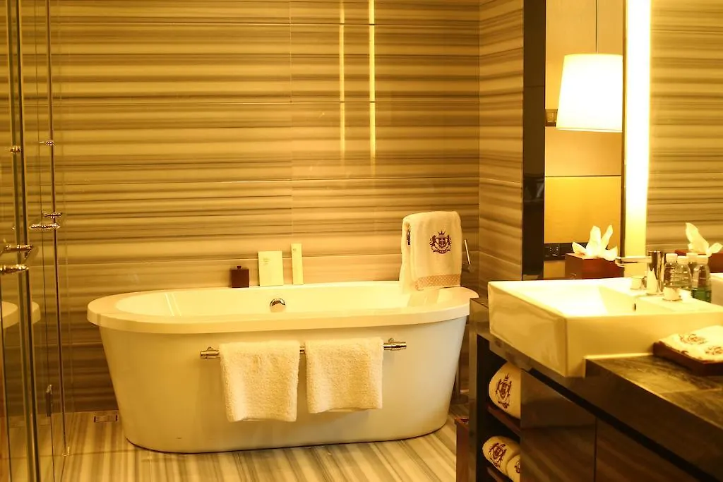 Visun Royal Yacht Hotel Sanya
