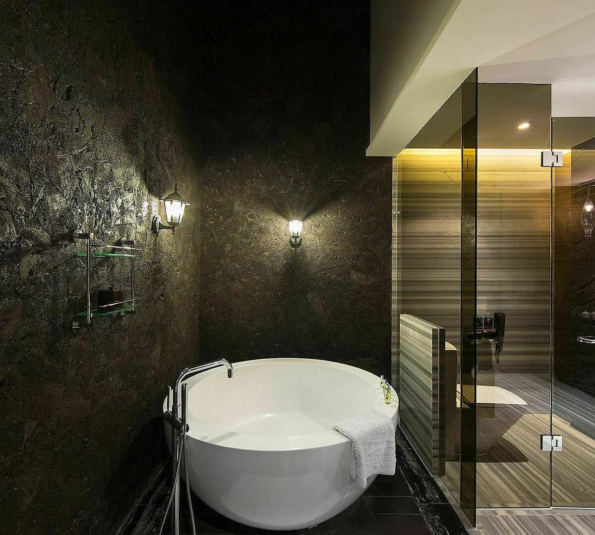 Visun Royal Yacht Hotel Sanya Chine